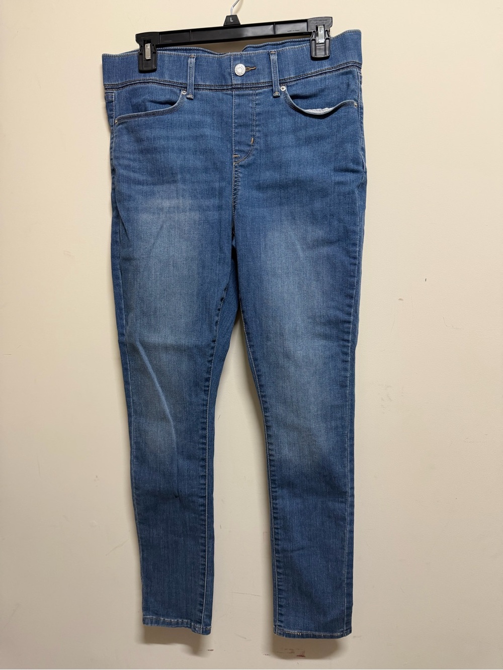 Signature by Levi Strauss Women's Blue Skinny Jeans
